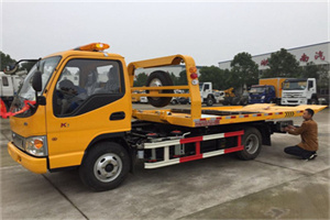 威海哪里有拖车服务